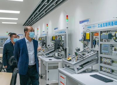 省委教育工委、省教育廳赴神木職業技術學院調研機電化工職業教育工作